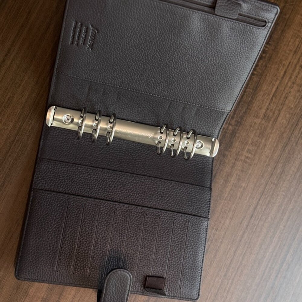 Filofax Norfolk A5 Leather Organizer & Cloth & Paper accessories - Picture 3 of 6